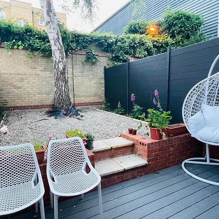 Riverside Premium En Suite Double Room E14 伦敦 外观 照片
